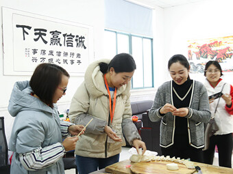 冬至好兆頭，翔工歡樂(lè)多，也為您送上一份祝福！