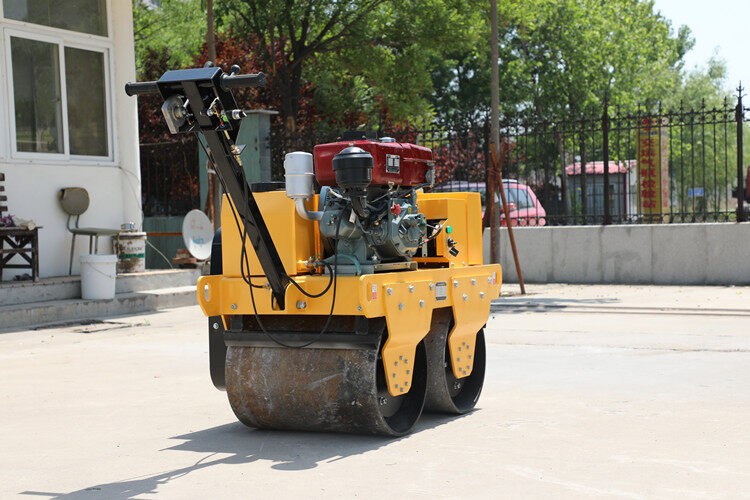 為什么小型壓路機(jī)會(huì)漏油？該如何解決？